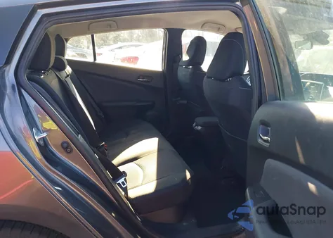 2021 Toyota Prius Prime Le из США, поврежденный, VIN JTDKAMFP0M3176097